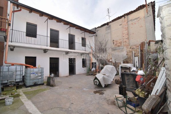 casa indipendente in vendita a Volpiano