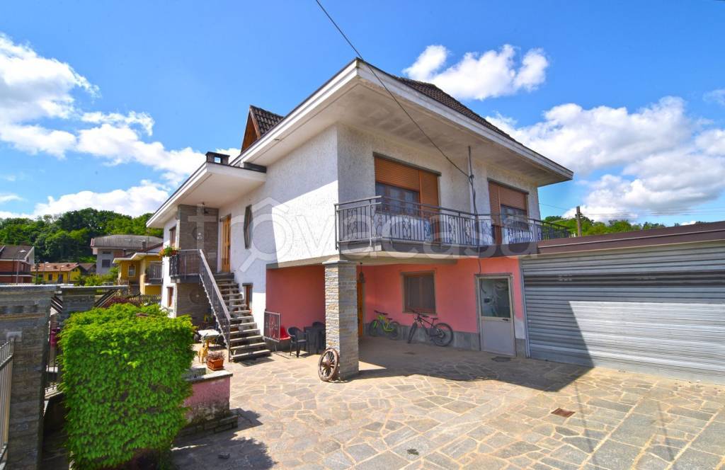casa indipendente in vendita a Volpiano