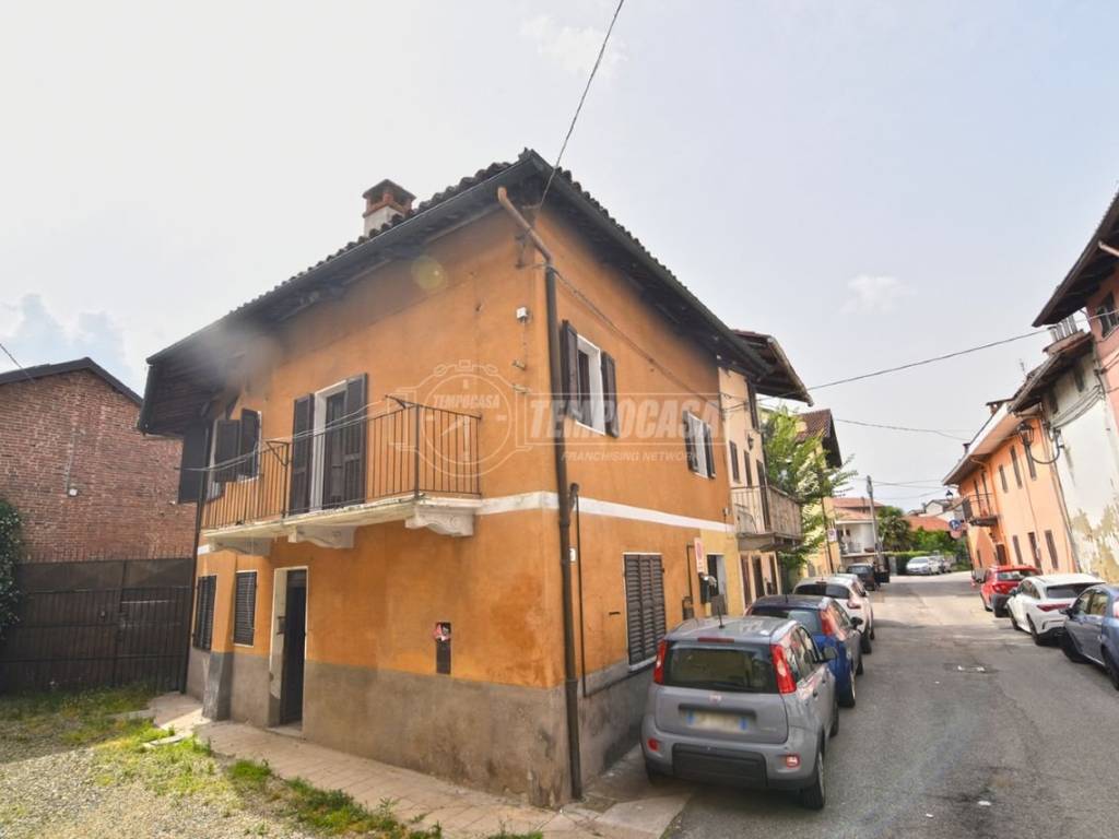 casa indipendente in vendita a Volpiano