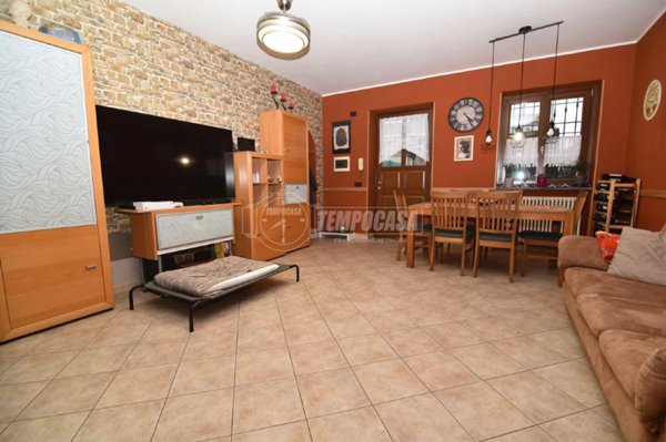 casa indipendente in vendita a Volpiano