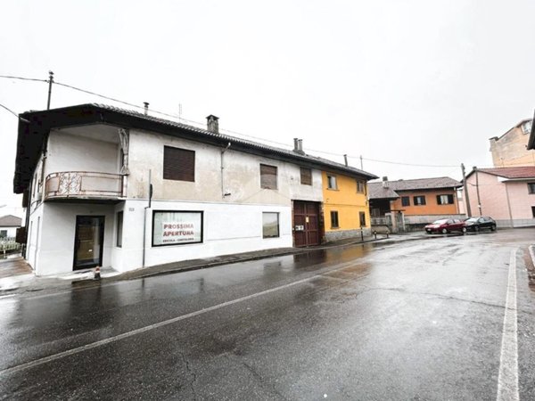 casa semindipendente in vendita a Volpiano