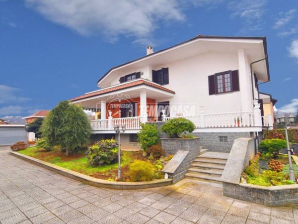 casa indipendente in vendita a Volpiano