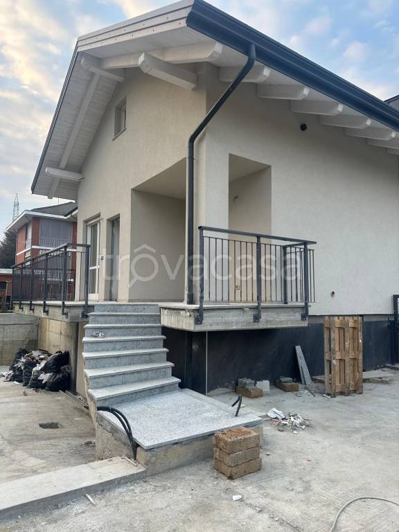 casa indipendente in vendita a Volpiano