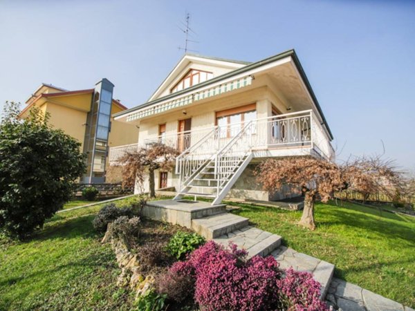 casa indipendente in vendita a Volpiano