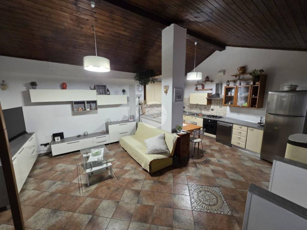 casa indipendente in vendita a Volpiano