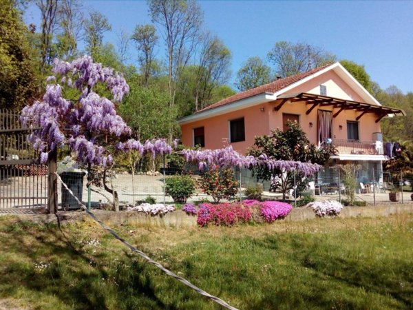 casa indipendente in vendita a Volpiano