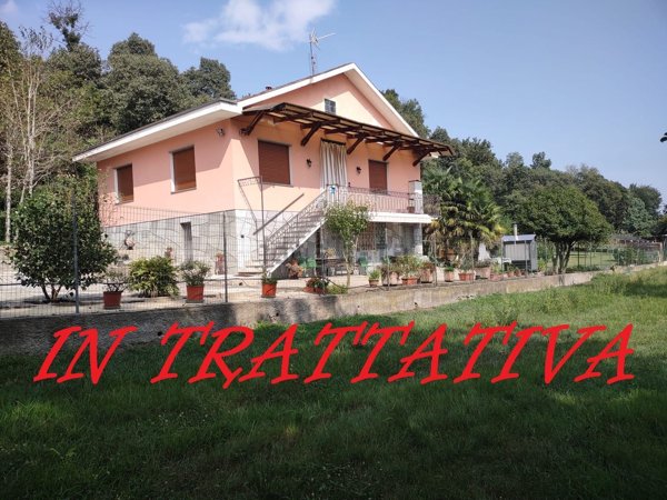 casa indipendente in vendita a Volpiano
