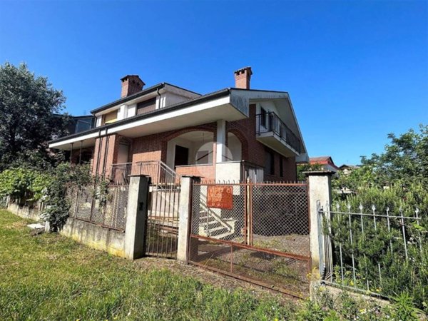 casa indipendente in vendita a Volpiano