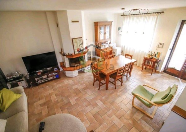 casa indipendente in vendita a Volpiano