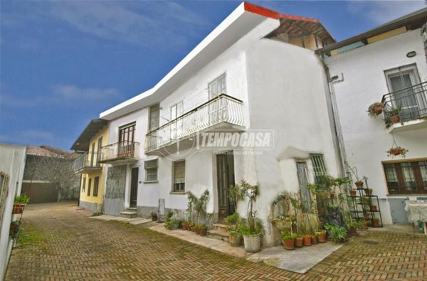 casa indipendente in vendita a Volpiano