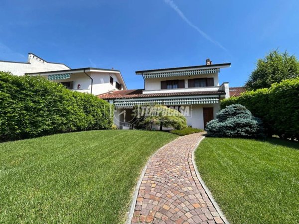 casa indipendente in vendita a Volpiano