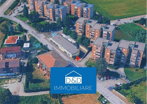 negozio in vendita a Volpiano