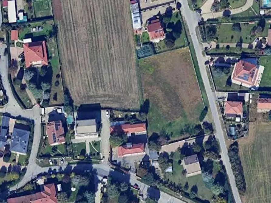 locale di sgombero in vendita a Volpiano