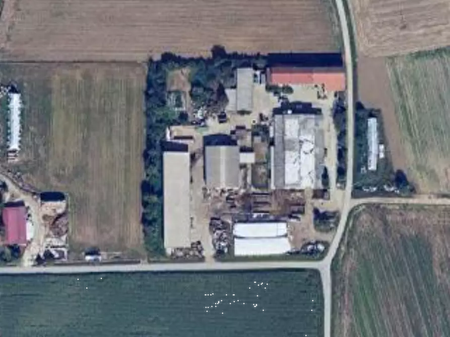casale in vendita a Volpiano
