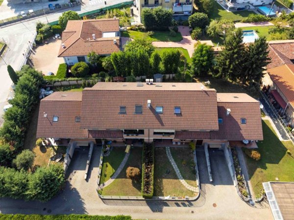 casa indipendente in vendita a Volpiano