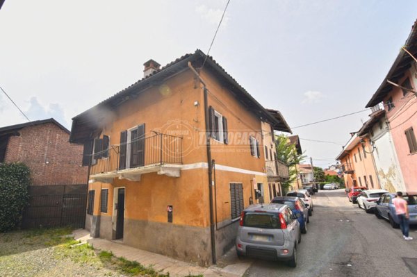 casa indipendente in vendita a Volpiano