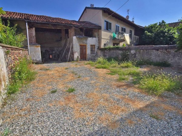 casa indipendente in vendita a Volpiano