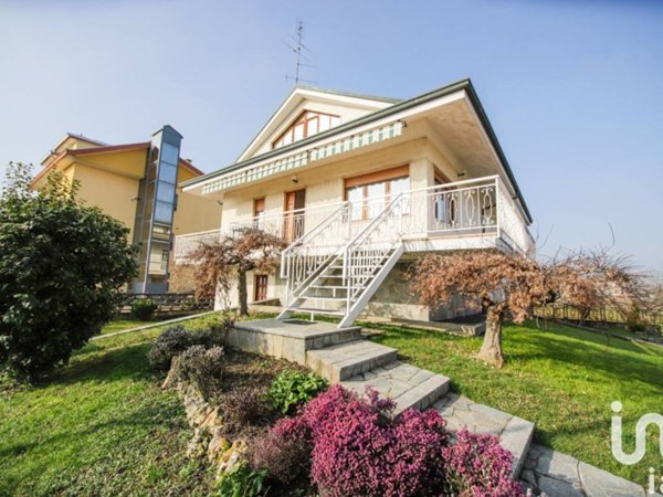 casa indipendente in vendita a Volpiano