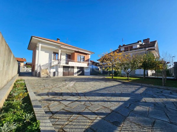 casa indipendente in vendita a Volpiano