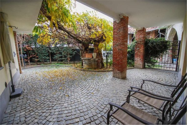 casa indipendente in vendita a Volpiano