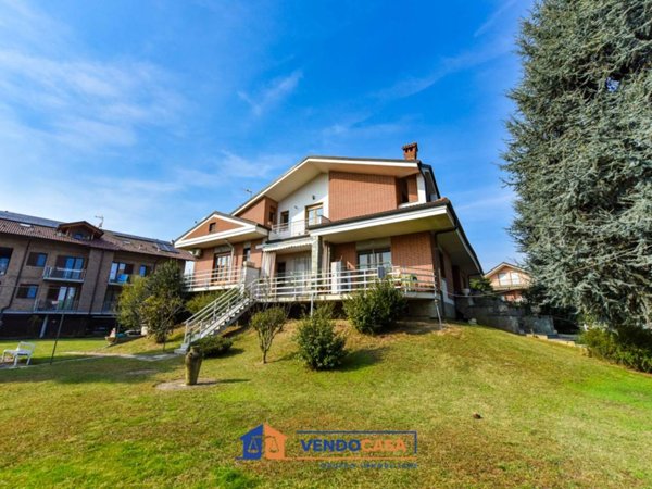 casa indipendente in vendita a Volpiano