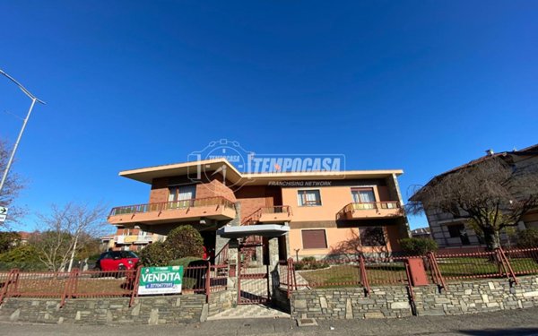 casa indipendente in vendita a Volpiano