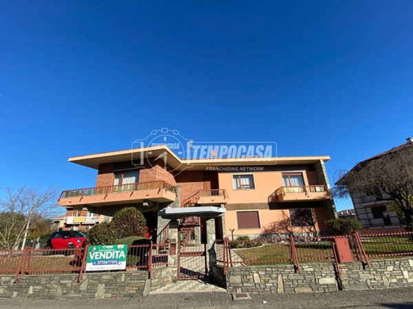 casa indipendente in vendita a Volpiano