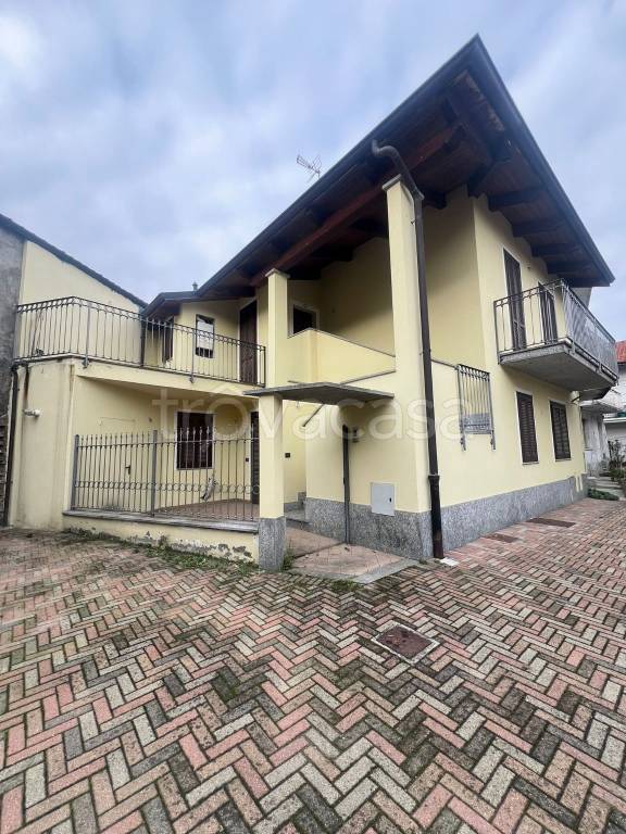 casa indipendente in vendita a Volpiano