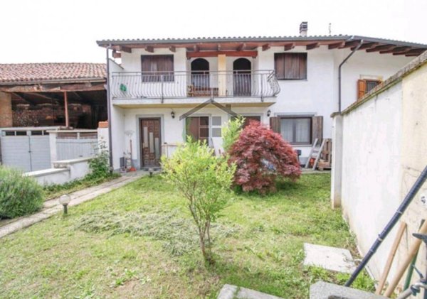 casa indipendente in vendita a Volpiano