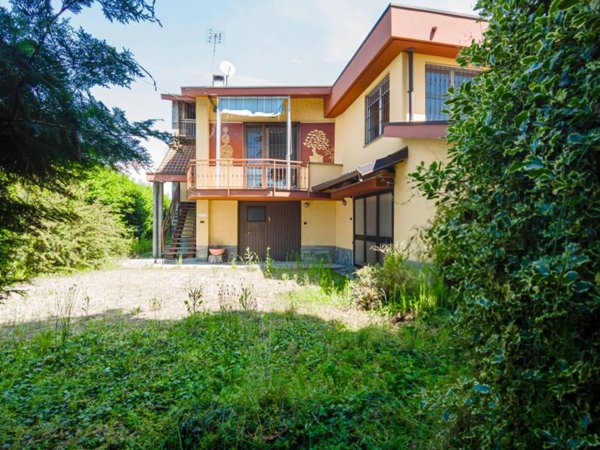 casa indipendente in vendita a Volpiano