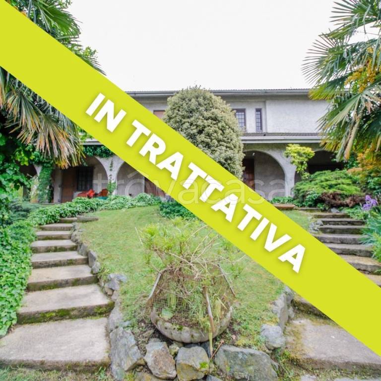 casa indipendente in vendita a Volpiano in zona Casne