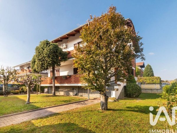 casa indipendente in vendita a Volpiano