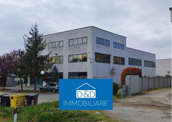 locale commerciale in vendita a Volpiano