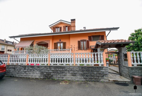 casa indipendente in vendita a Volpiano