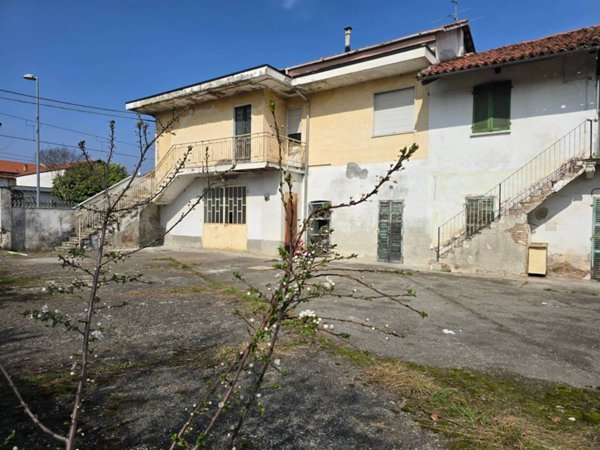 casa indipendente in vendita a Volpiano