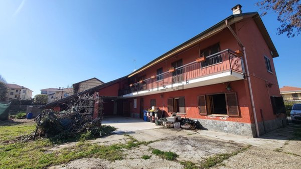 casa indipendente in vendita a Volpiano