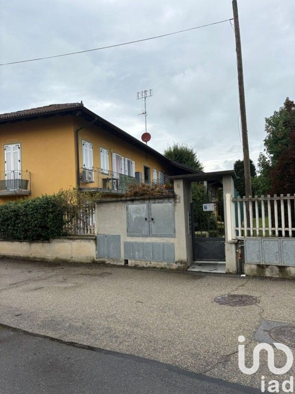 appartamento in vendita a Volpiano in zona Casne