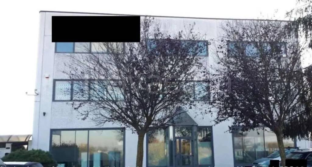 locale commerciale in vendita a Volpiano