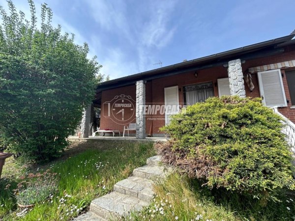 casa indipendente in vendita a Volpiano