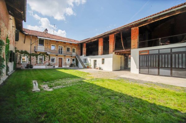 casa indipendente in vendita a Volpiano