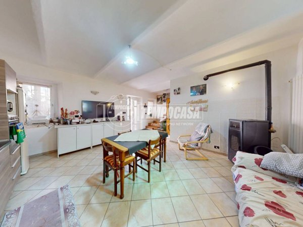 casa indipendente in vendita a Volpiano