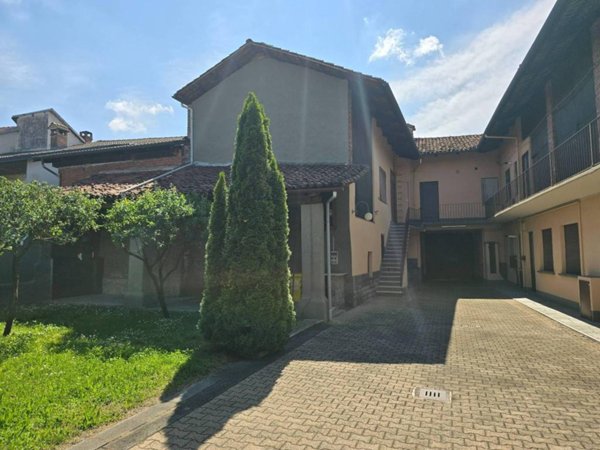 casa indipendente in vendita a Volpiano
