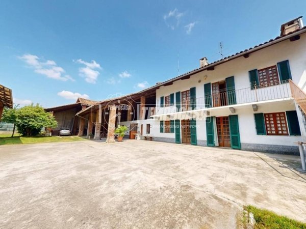 casa indipendente in vendita a Volpiano