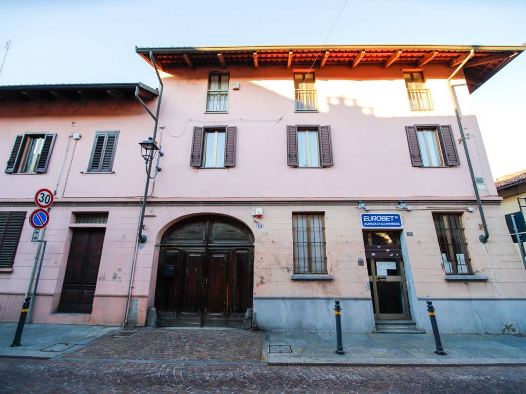 intera palazzina in vendita a Volpiano