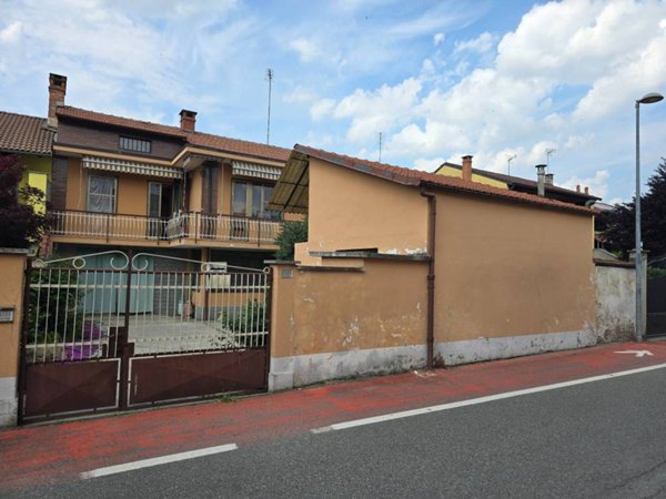 casa indipendente in vendita a Volpiano