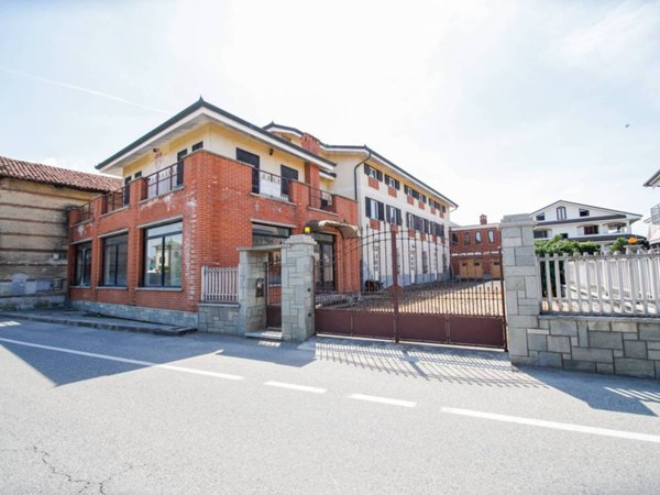 intera palazzina in vendita a Volpiano