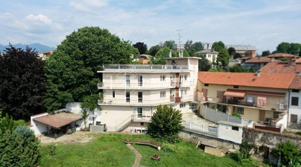casa indipendente in vendita a Volpiano