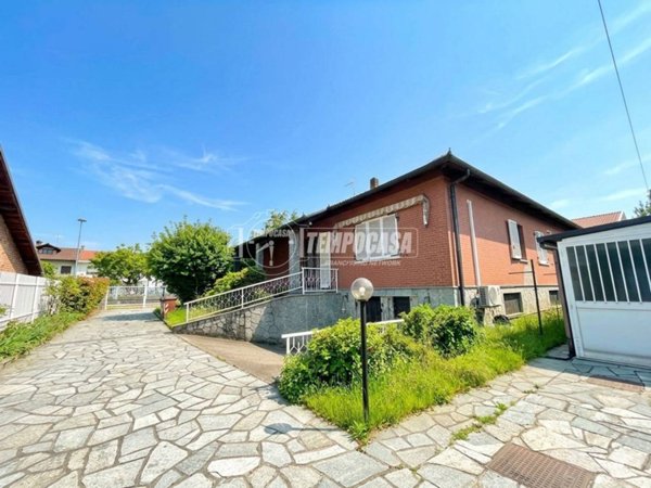 casa indipendente in vendita a Volpiano