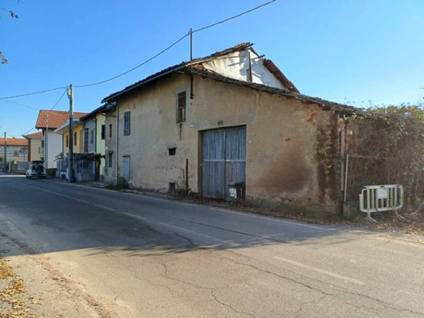 casa indipendente in vendita a Volpiano