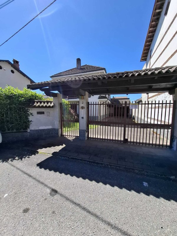 casa indipendente in vendita a Volpiano
